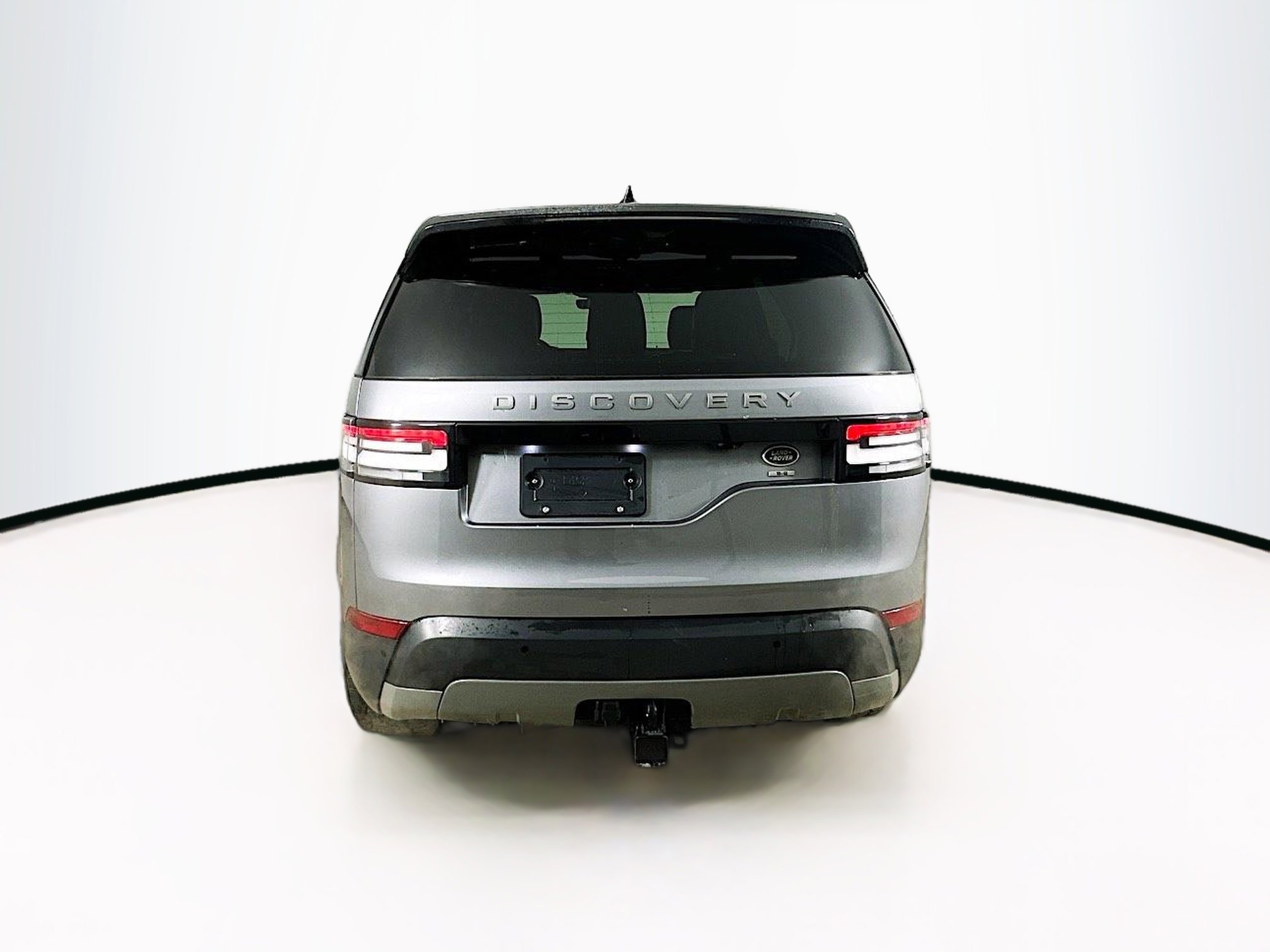 Used 2020 Land Rover Discovery SE image 6