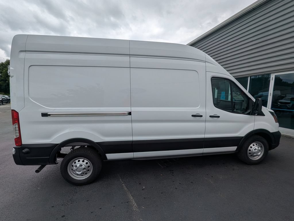 New 2026 Ford Transit 250 148 High Roof AWD image 6