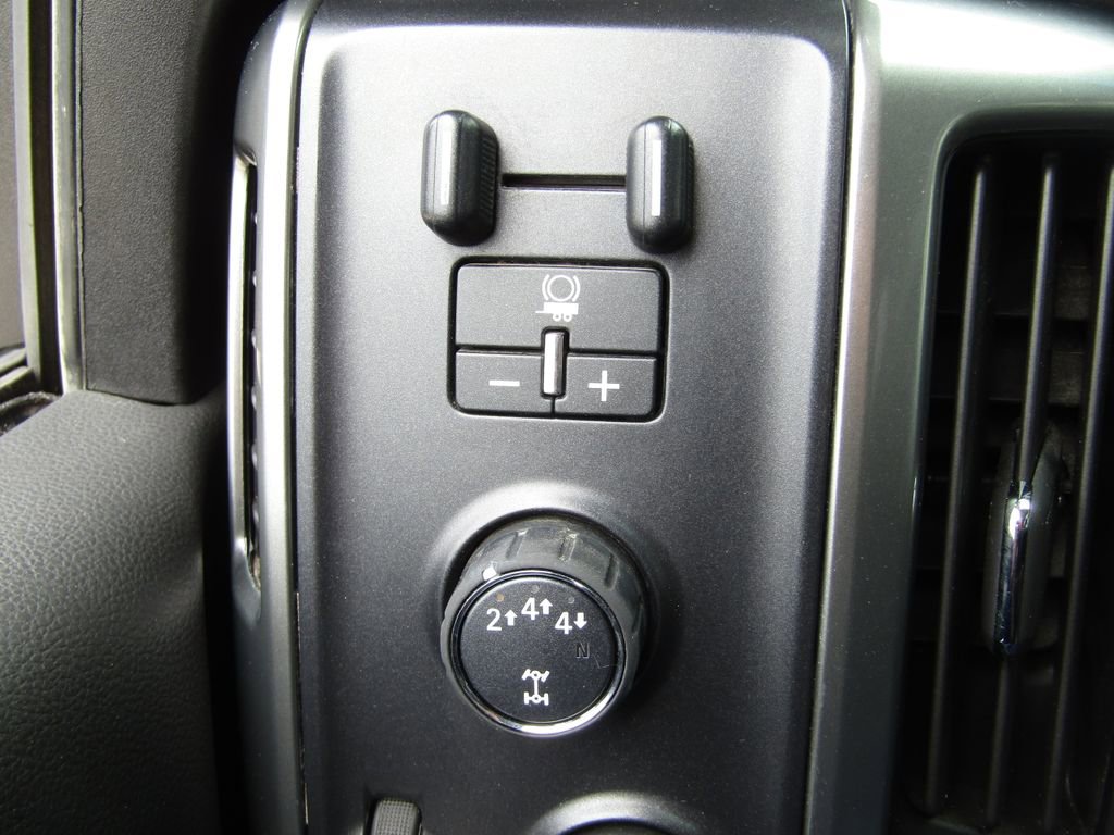 Used 2019 Chevrolet Silverado 2500 LT w/ All Star Edition AWD/4WD image 8