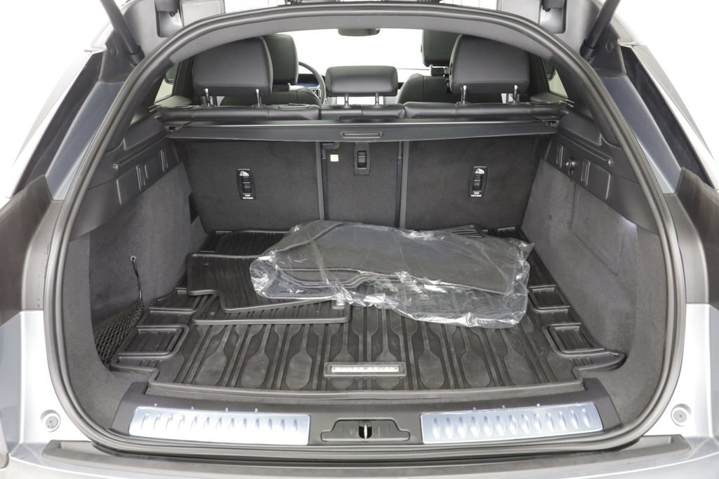 Certified 2026 Land Rover Range Rover Velar S AWD/4WD image 18