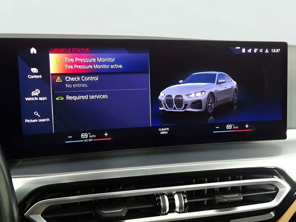 Used 2023 BMW i4 eDrive40 w/ M Sport Package image 28