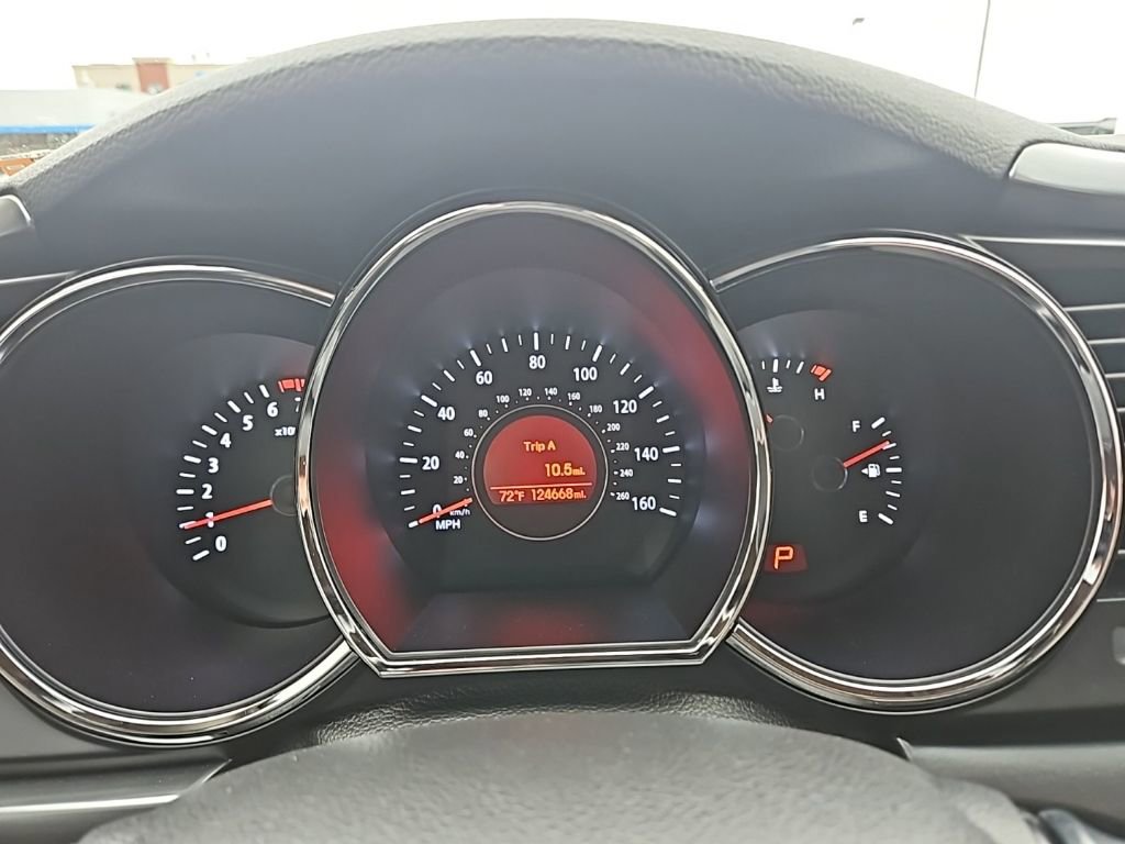 Used 2012 Kia Optima LX image 17