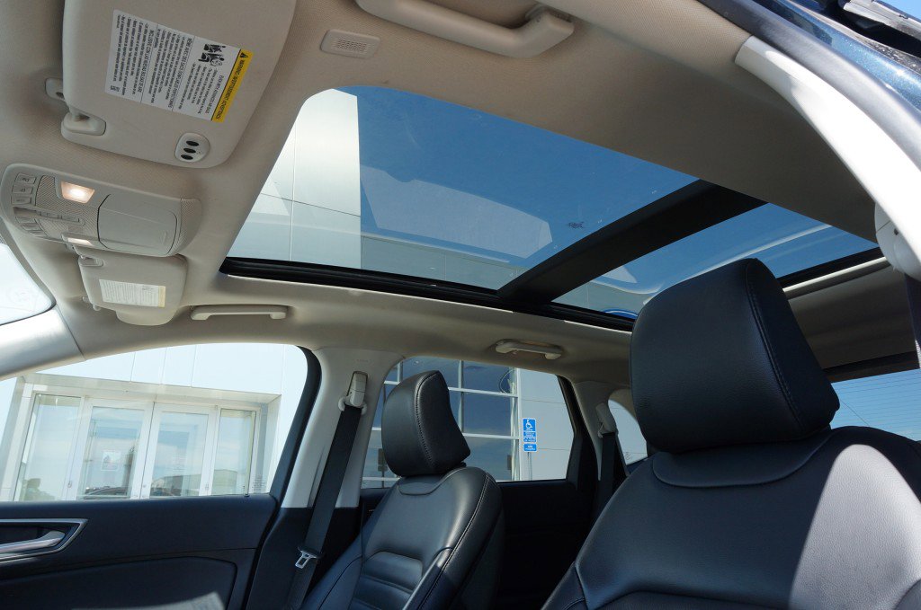 Used 2024 Ford Edge SEL w/ Convenience Package AWD/4WD image 12