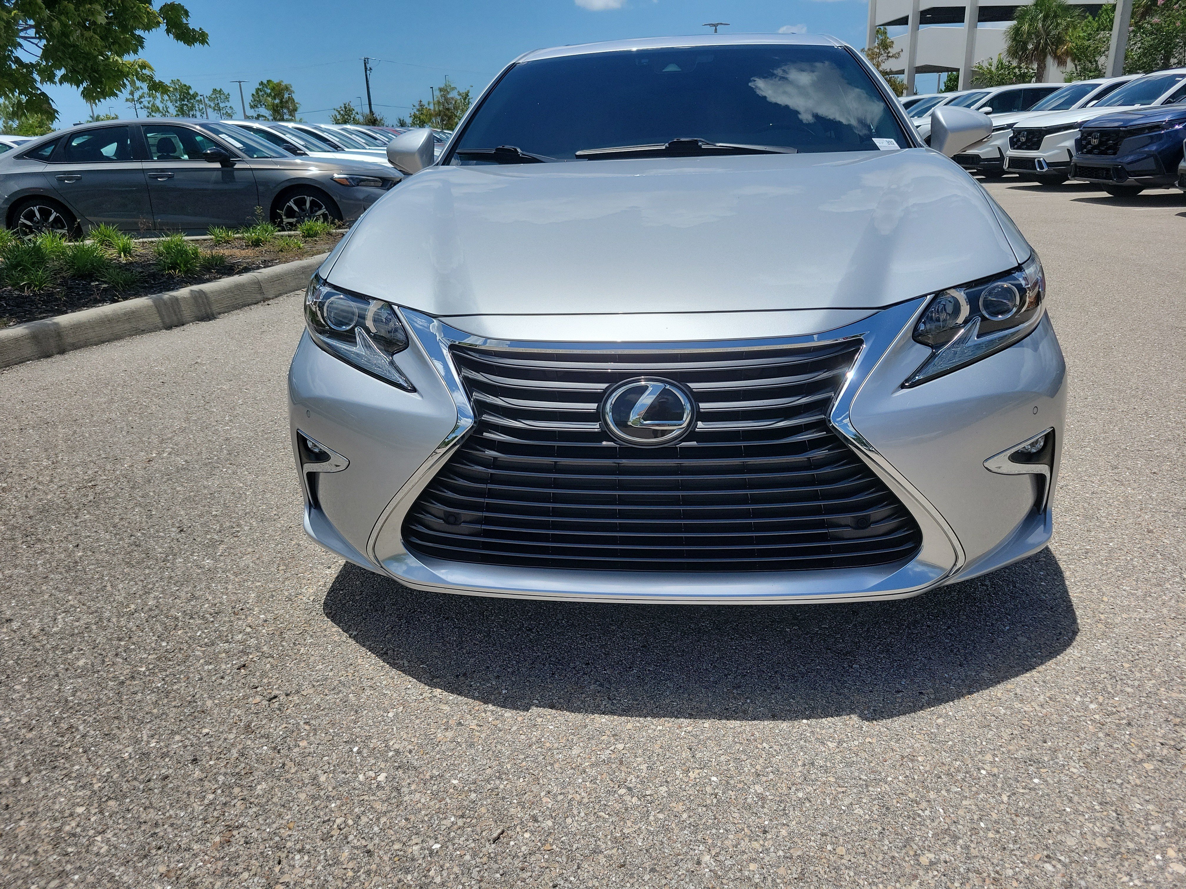 Used 2017 Lexus ES 350 w/ Premium Package FWD video 2