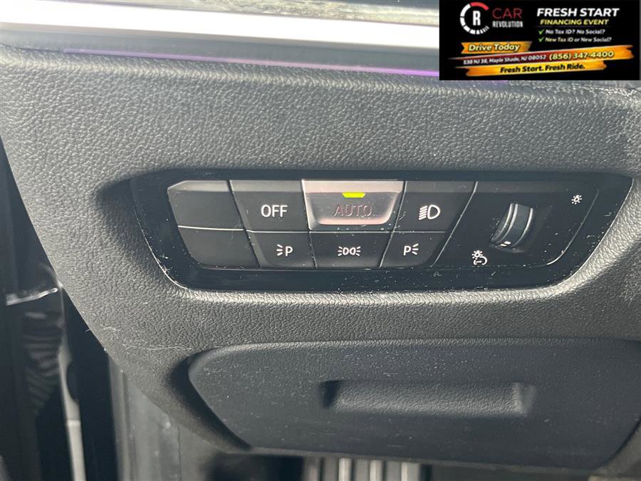 Used 2019 BMW 330i xDrive Sedan AWD/4WD image 29