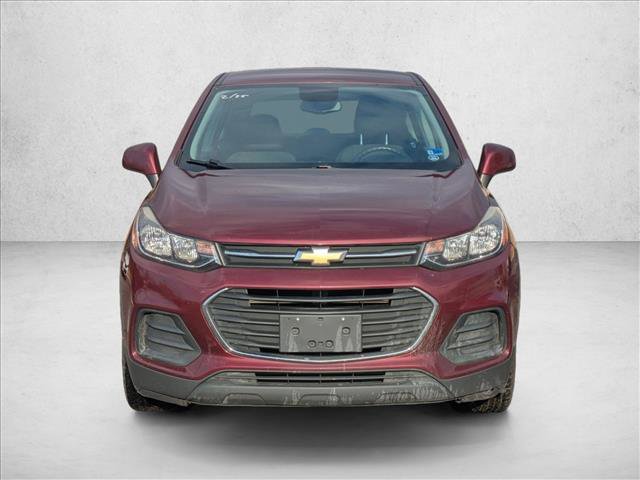 Used 2017 Chevrolet Trax LS FWD image 2