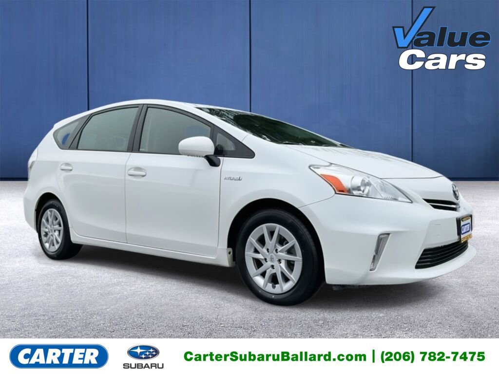 Used 2014 Toyota Prius V Three image 1