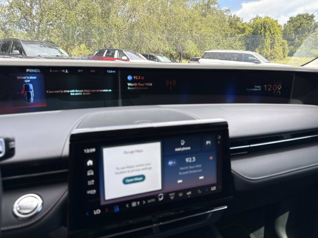 New 2026 Lincoln Nautilus Reserve AWD/4WD image 23