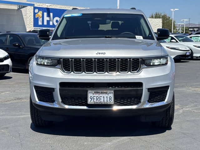 Used 2023 Jeep Grand Cherokee L Laredo RWD image 8