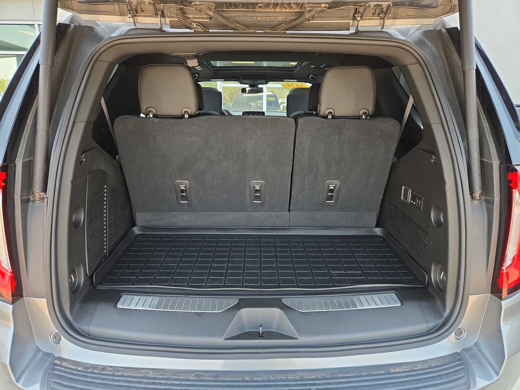Used 2021 GMC Yukon AT4 w/ AT4 Premium Package AWD/4WD image 29