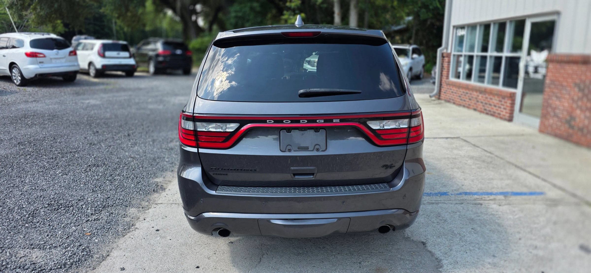 Used 2016 Dodge Durango R/T w/ Technology Group AWD/4WD image 7