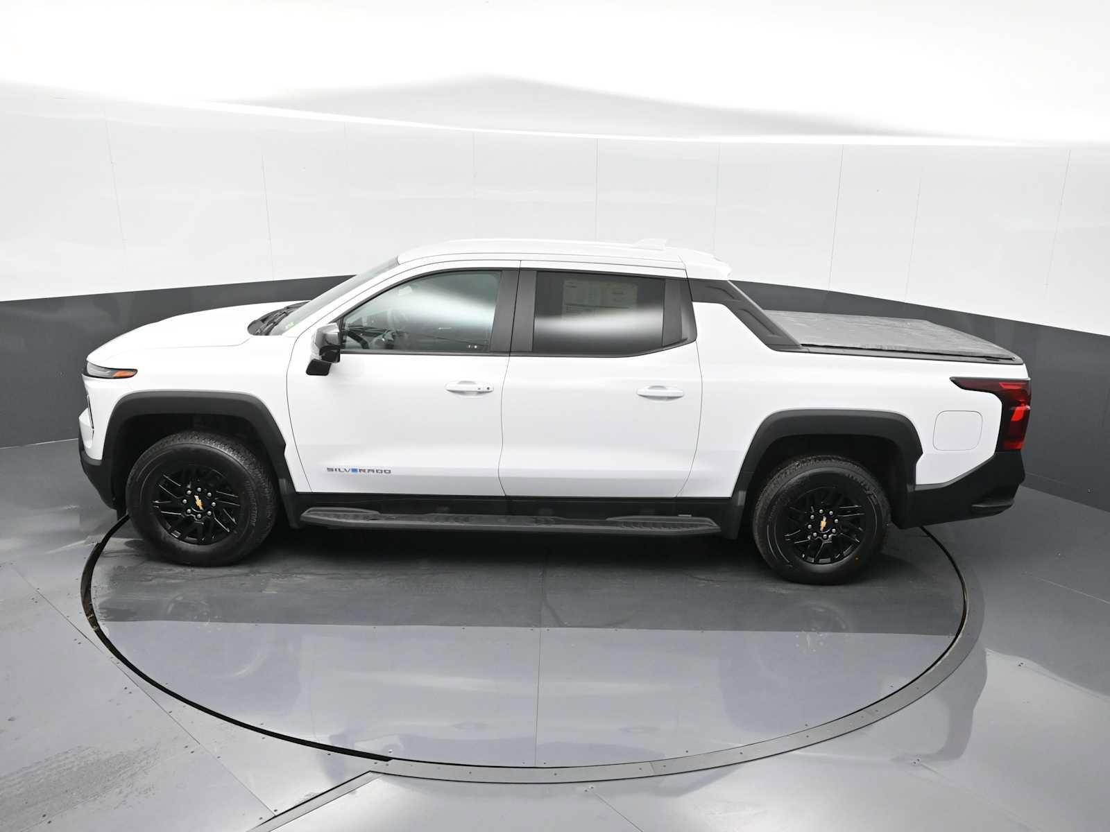 New 2024 Chevrolet Silverado EV W/T AWD/4WD image 17