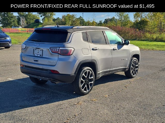 Used 2018 Jeep Compass Limited w/ Safe & Security Group AWD/4WD image 8