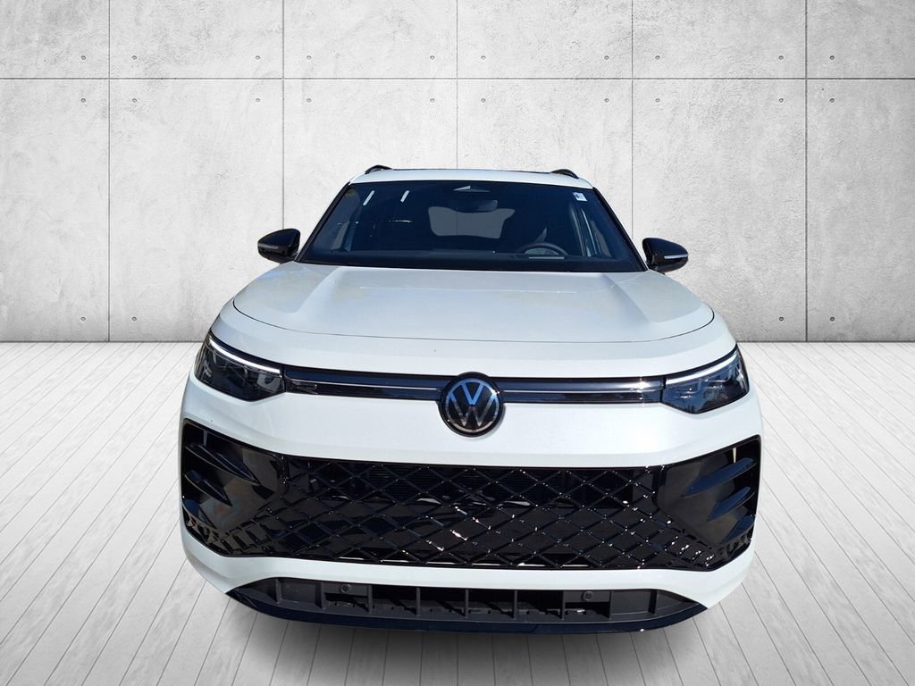 New 2026 Volkswagen Tiguan SE R-Line image 8