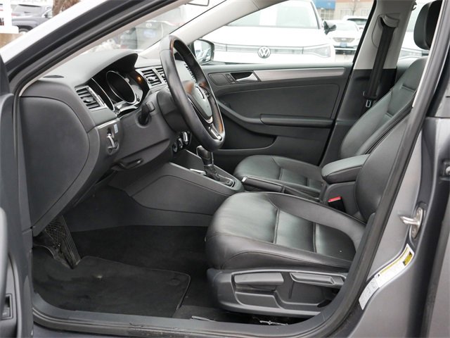 Used 2015 Volkswagen Jetta TDI SE image 13