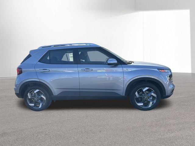 New 2026 Hyundai Venue SEL FWD image 40