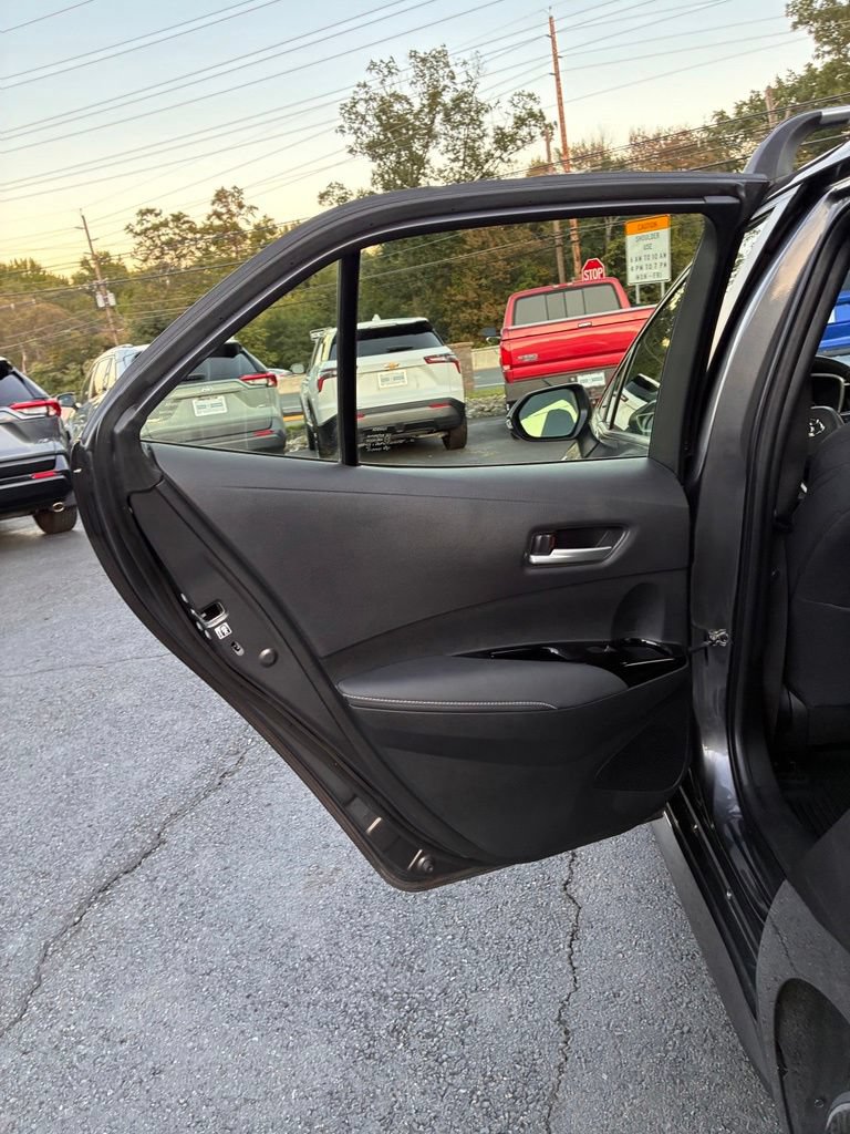 Used 2023 Toyota Corolla SE FWD image 29