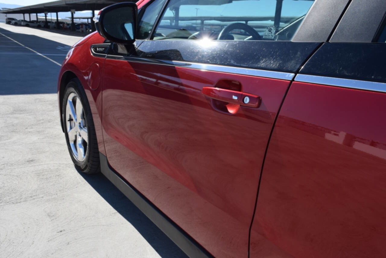 Used 2013 Chevrolet Volt Premium w/ Premium Trim Package image 9