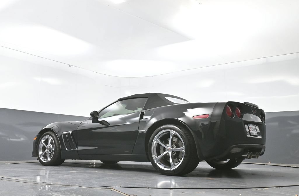 Used 2013 Chevrolet Corvette Grand Sport w/ 3LT Preferred Equipment Group RWD image 50