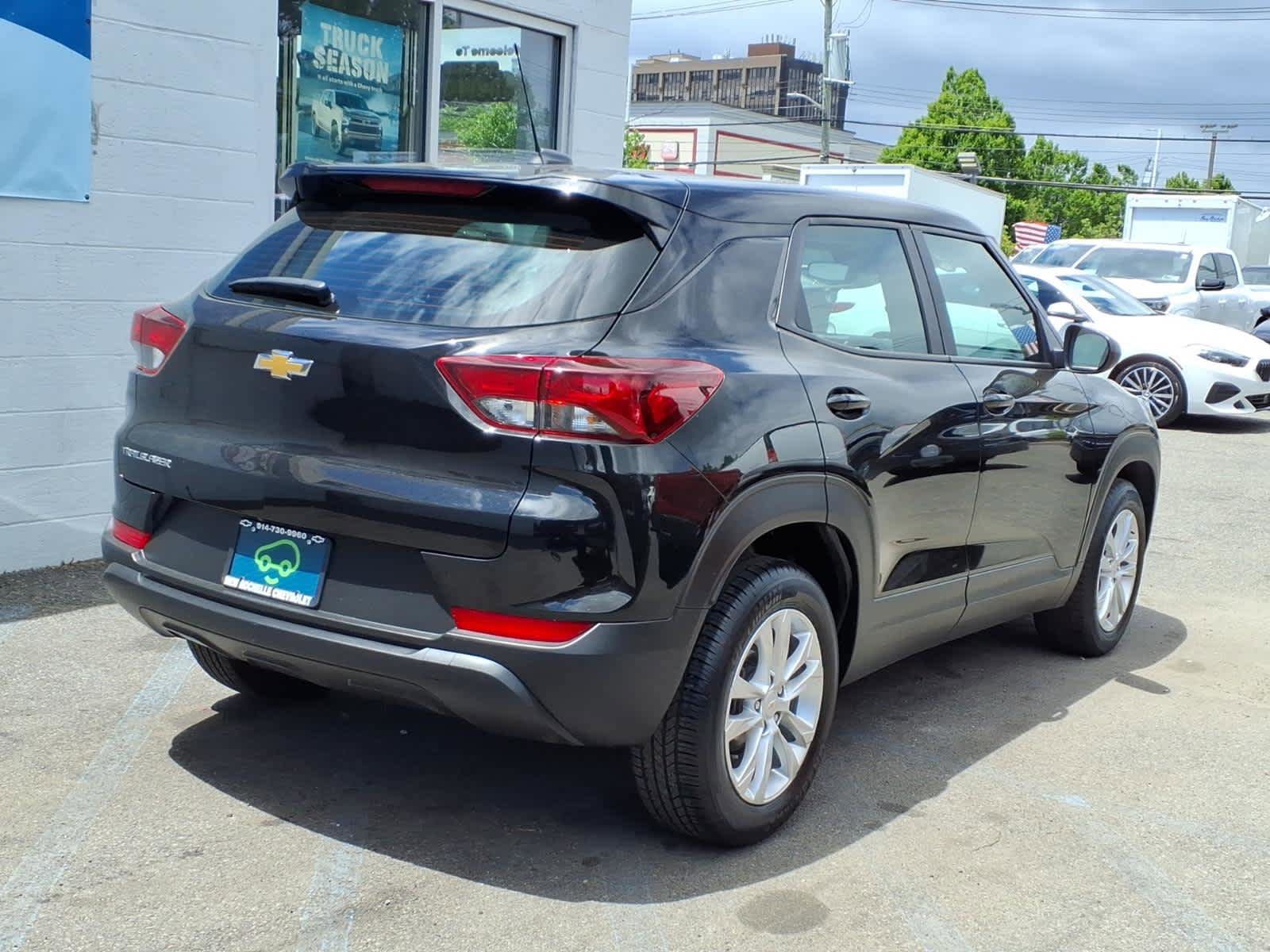 Used 2023 Chevrolet TrailBlazer LS FWD image 6