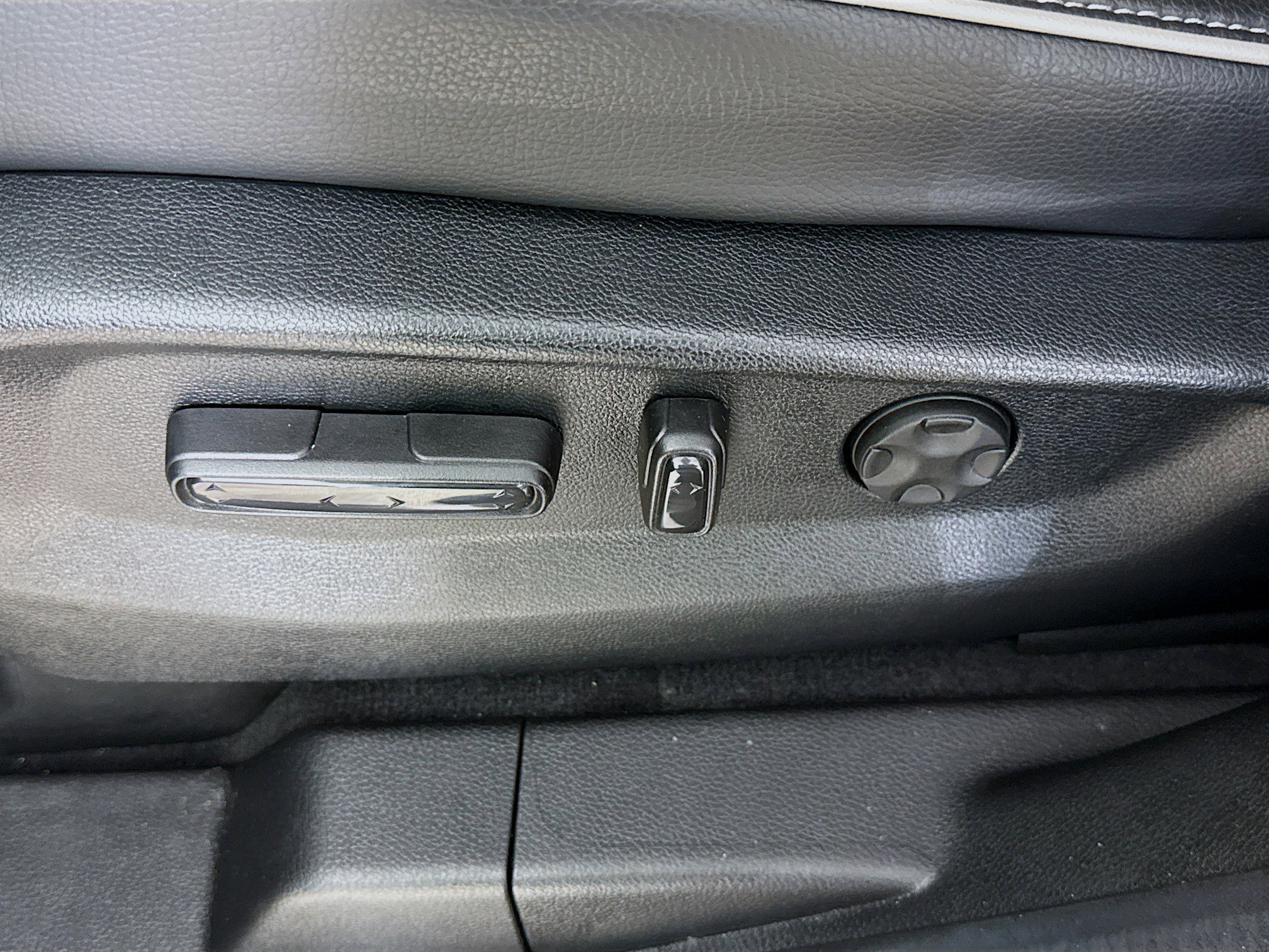 Used 2024 Honda Odyssey Elite image 24