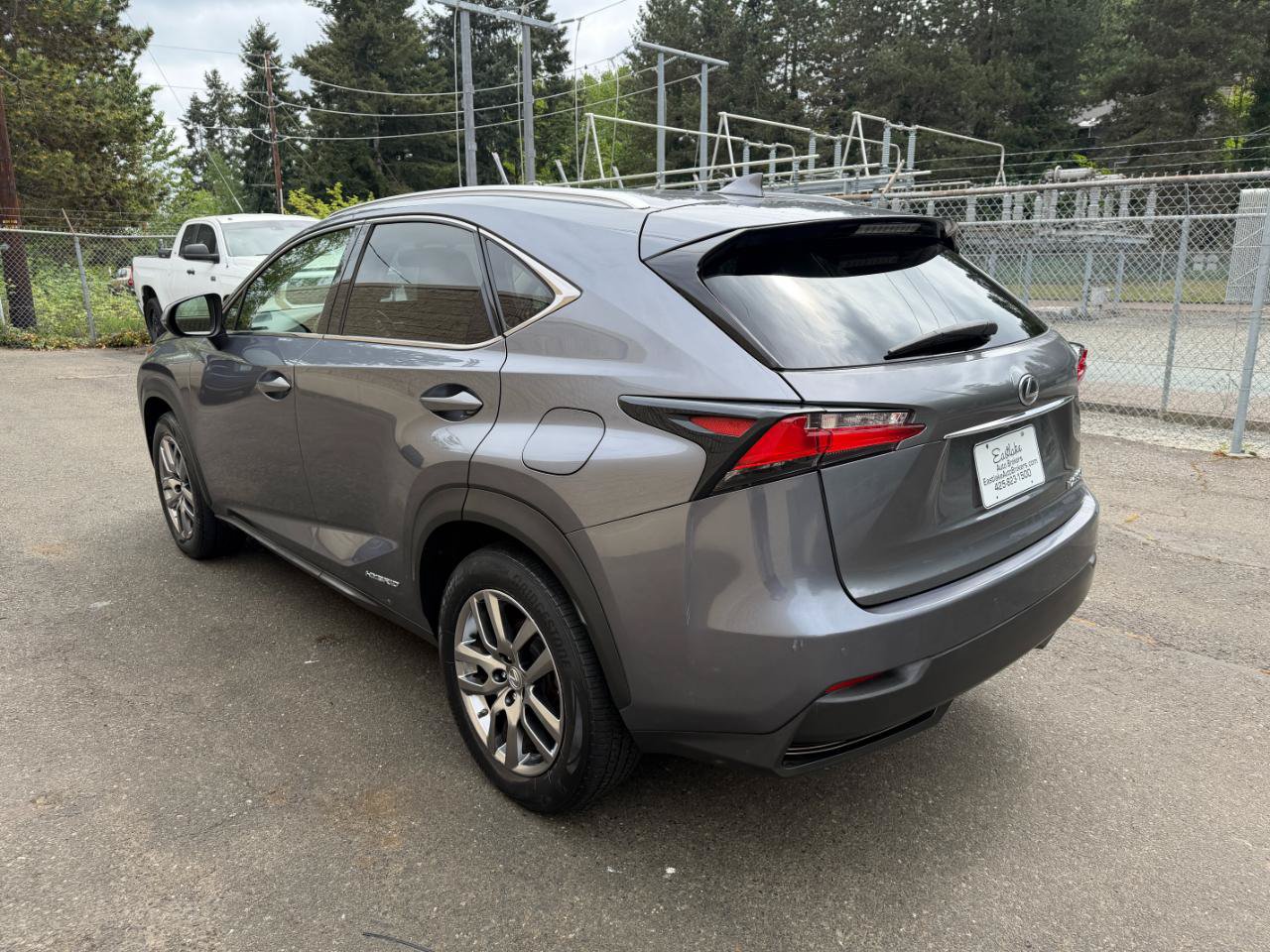 Used 2016 Lexus NX 300h AWD w/ Premium Package image 7