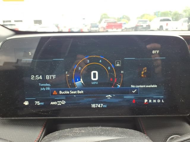 Used 2025 Chevrolet Equinox RS w/ Safety and Technology Package AWD/4WD image 16