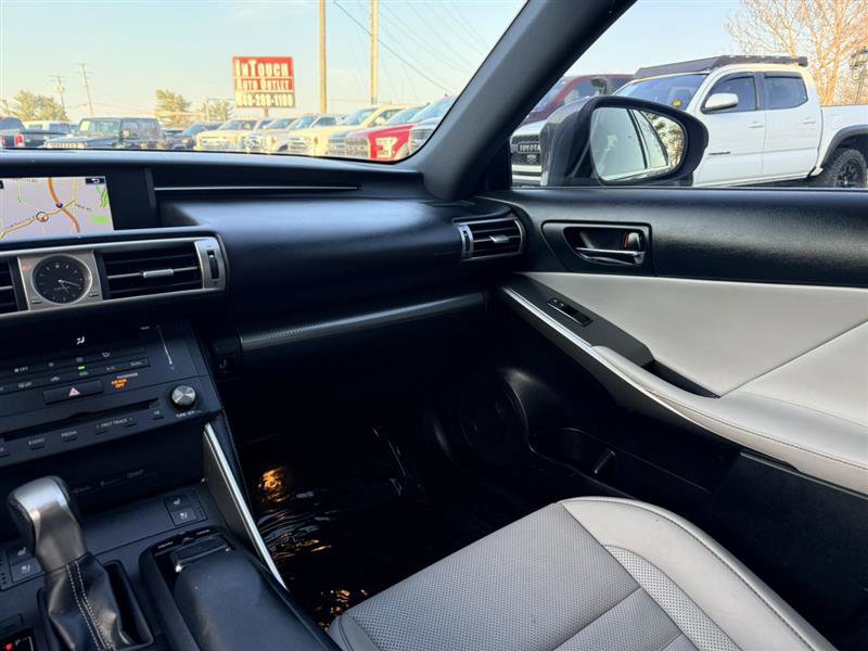 Used 2016 Lexus IS 200t w/ F Sport Package RWD image 25
