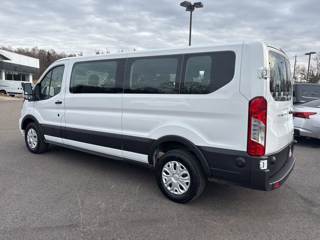 Used 2024 Ford Transit 350 XLT image 4