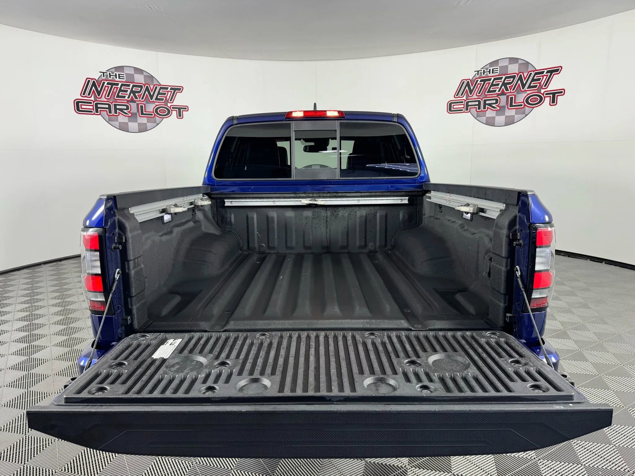 Used 2022 Nissan Frontier PRO-4X w/ Pro-4X Premium Package image 30