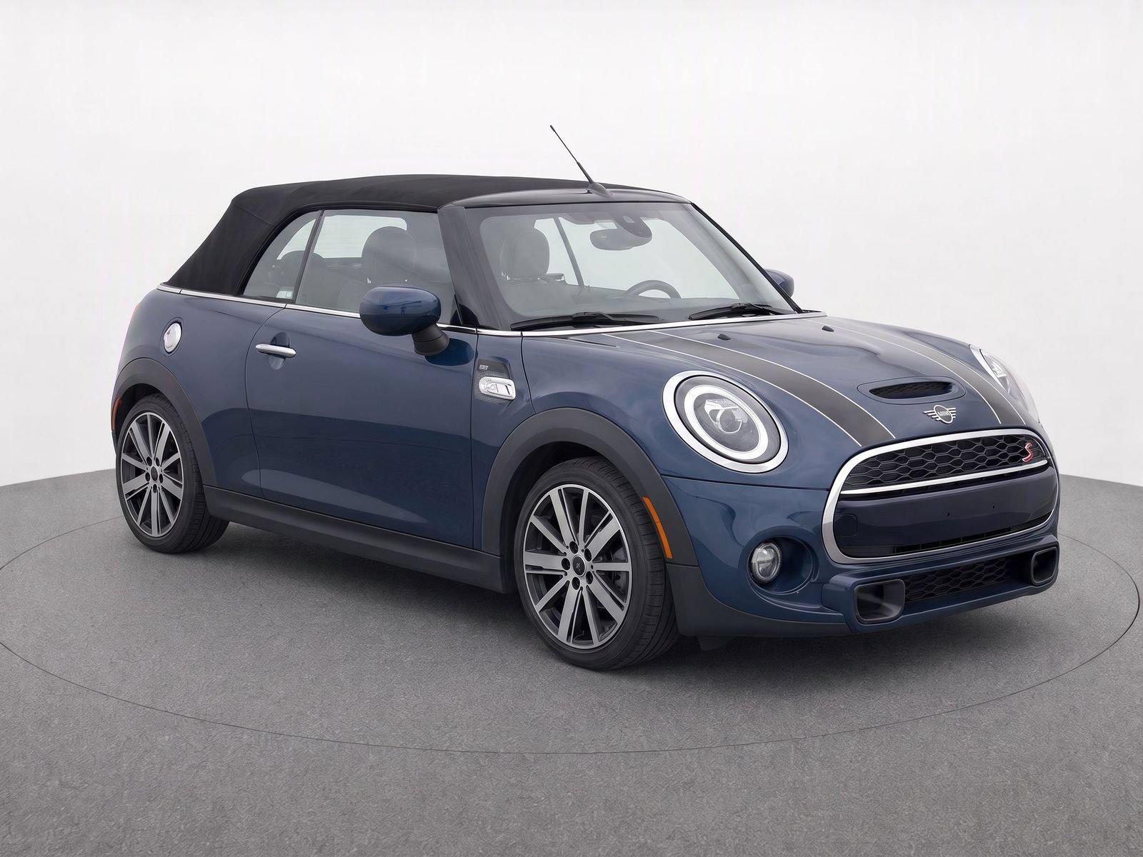 Used 2021 MINI Cooper S w/ Sidewalk Package FWD image 1