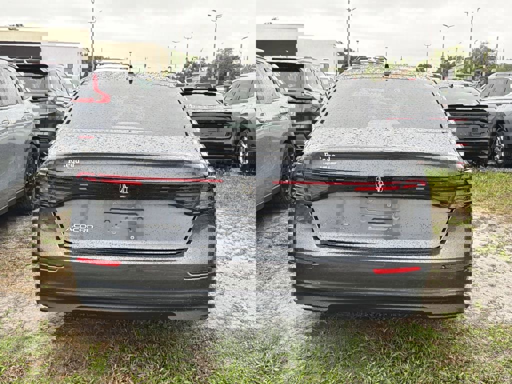 Used 2024 Honda Accord EX image 5