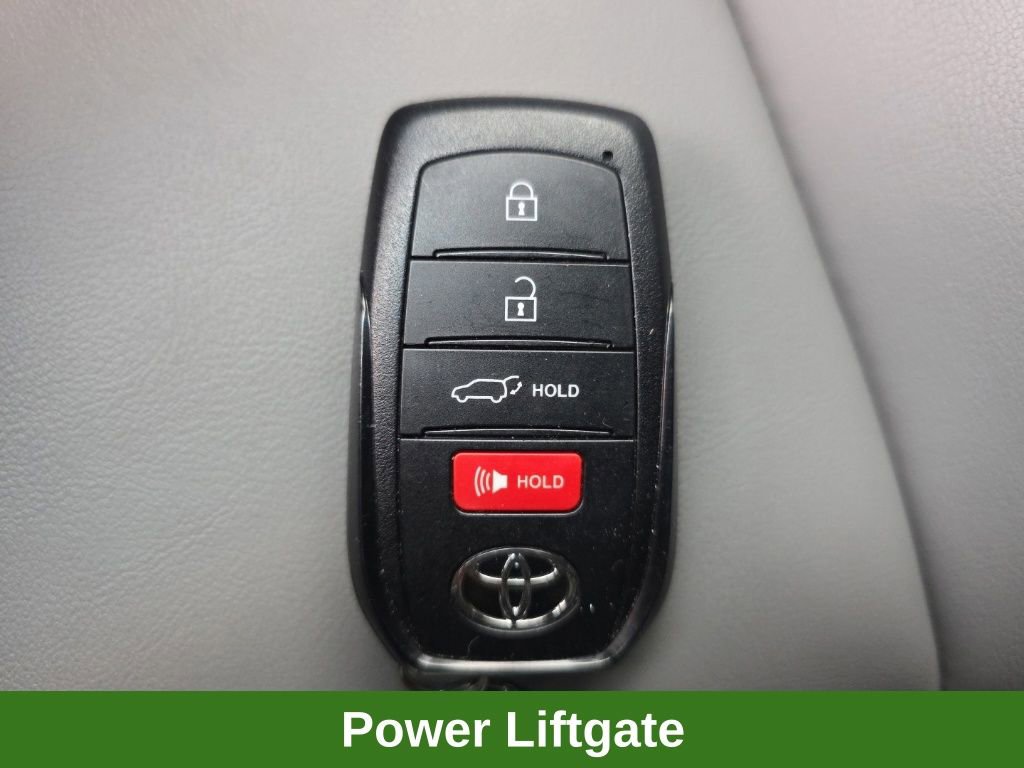 Used 2024 Toyota Venza XLE image 51
