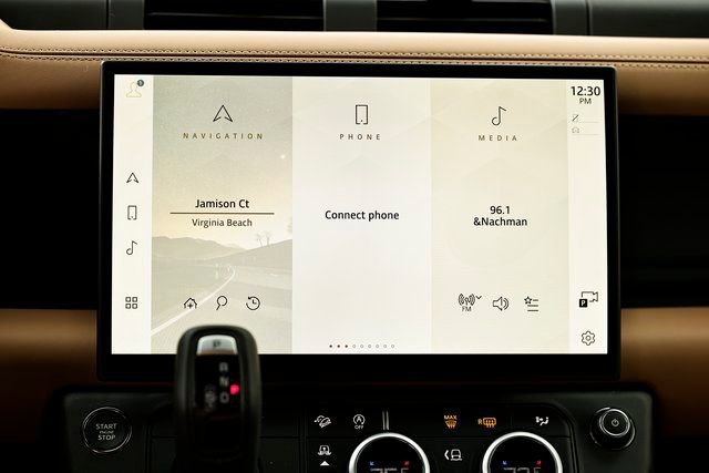 New 2026 Land Rover Defender 130 S image 38