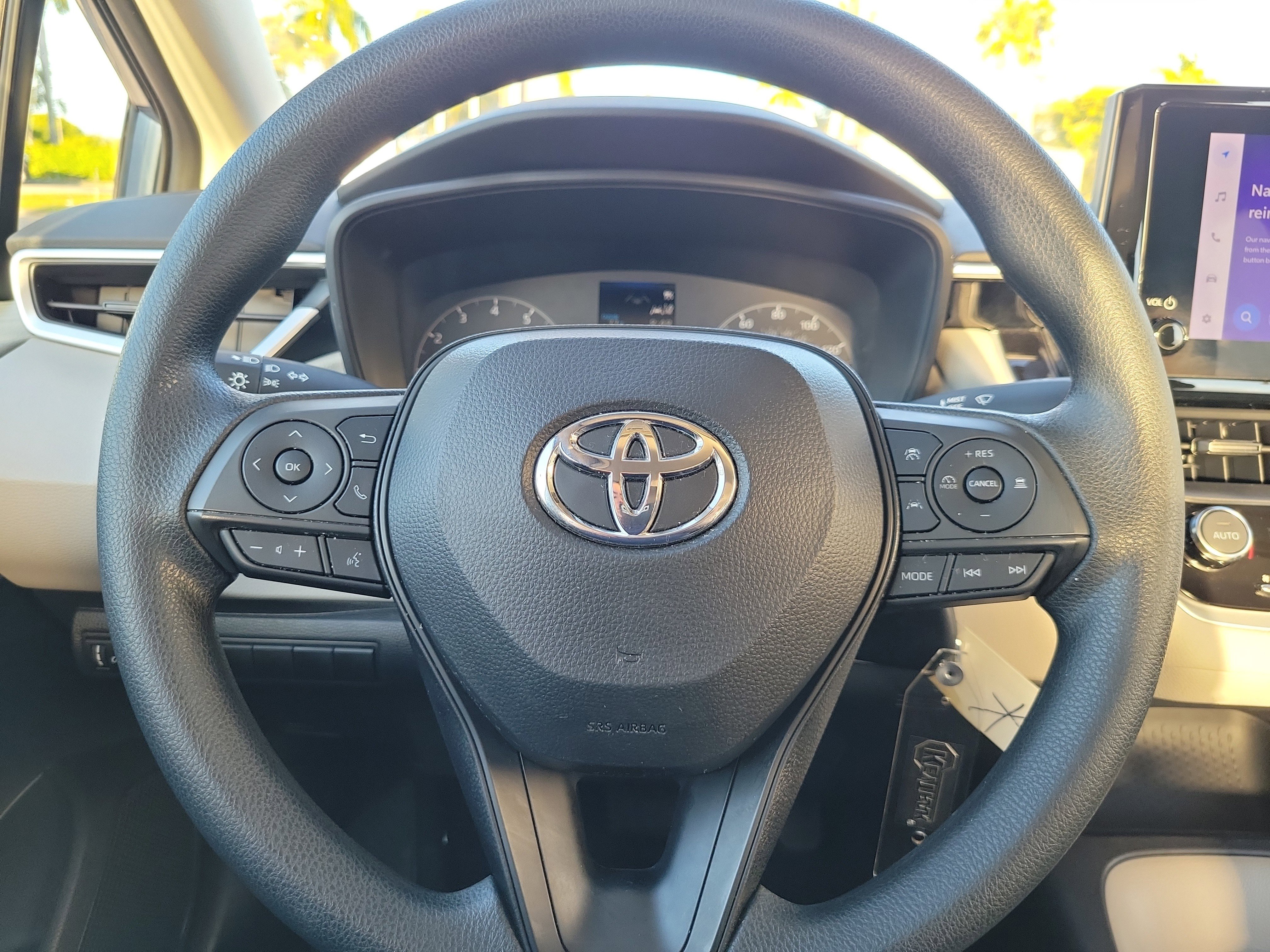Used 2023 Toyota Corolla LE image 14