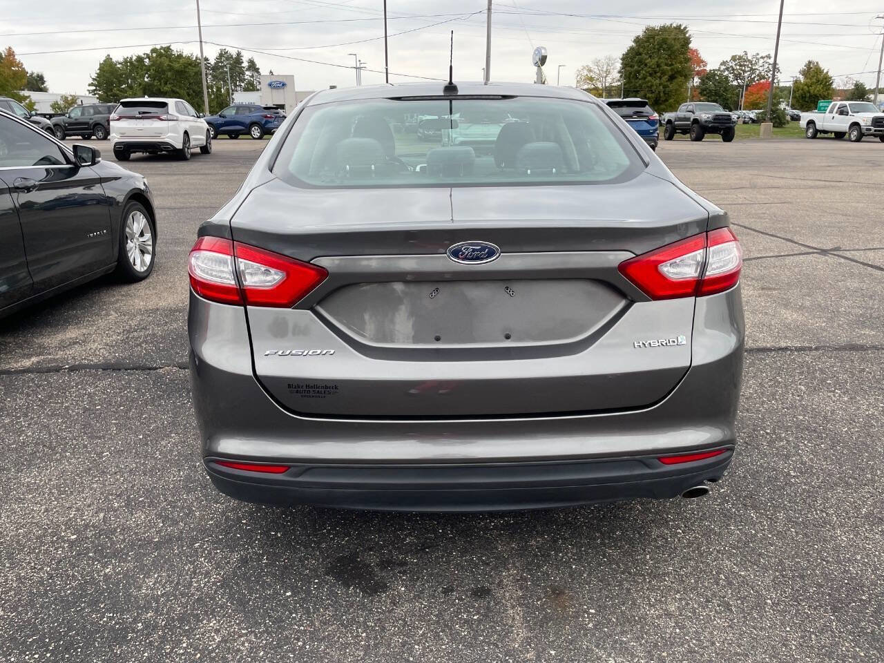 Used 2014 Ford Fusion S image 3