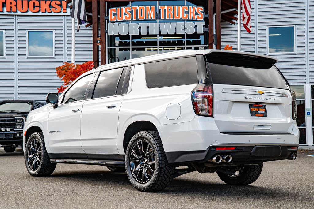 Used 2022 Chevrolet Suburban High Country image 6