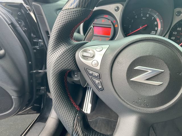 Used 2015 Nissan 370Z Coupe RWD image 21