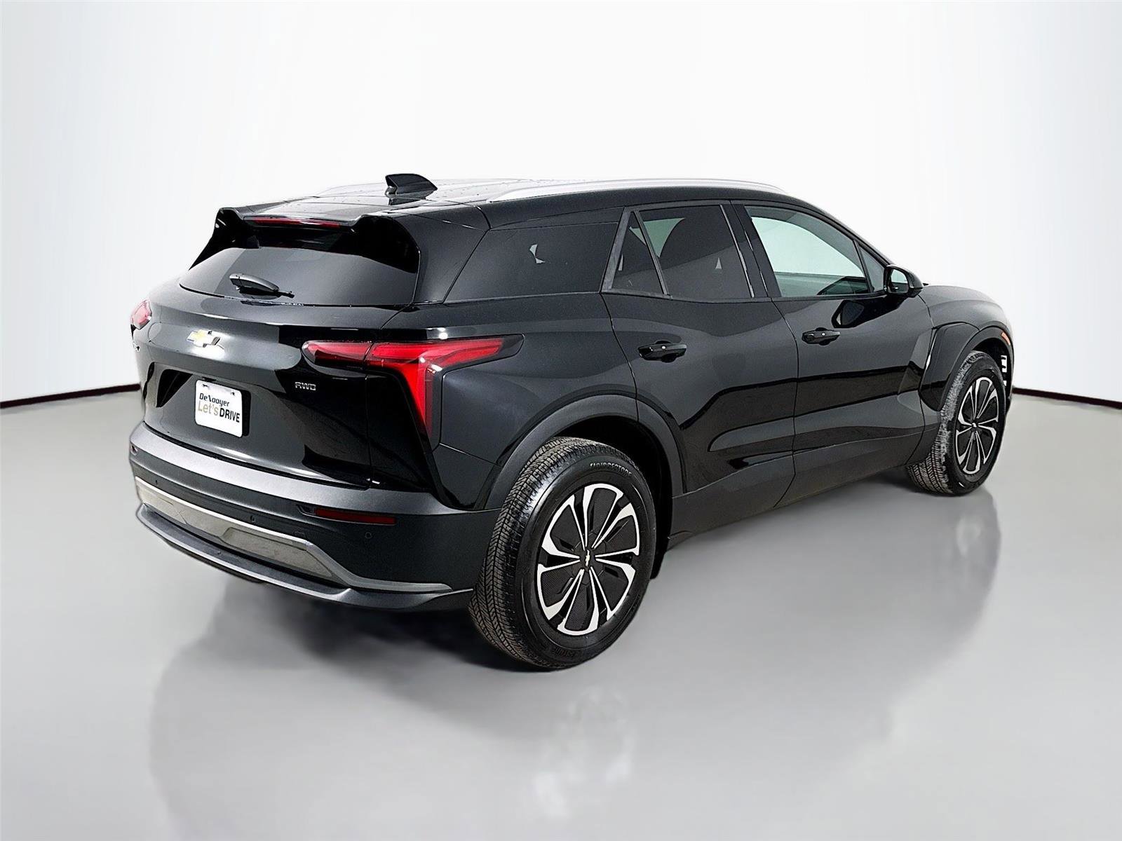 Used 2024 Chevrolet Blazer EV LT image 8