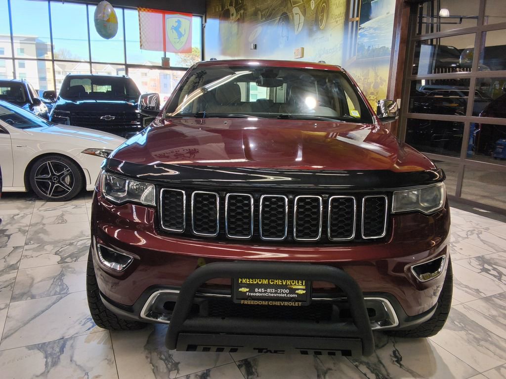 Used 2018 Jeep Grand Cherokee Limited image 2