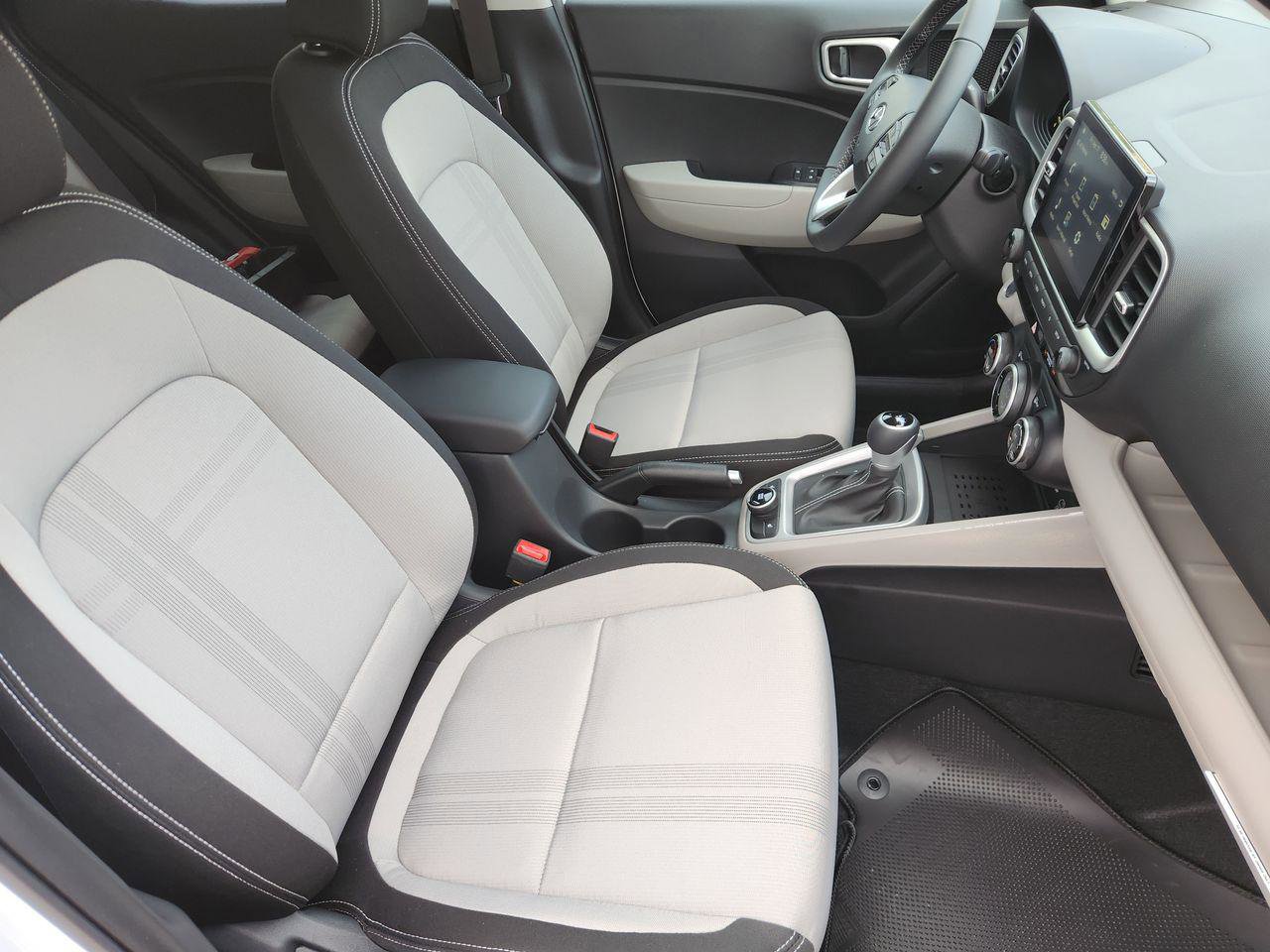 New 2026 Hyundai Venue SEL FWD image 10
