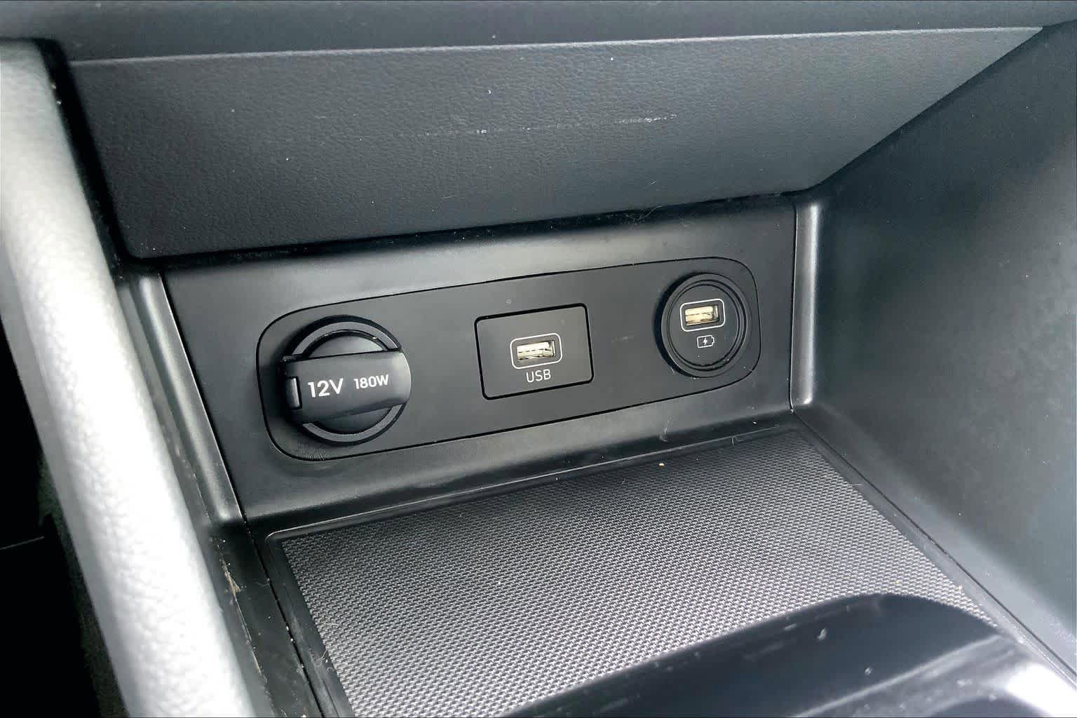 Used 2022 Hyundai Sonata SE w/ Preferred Accessory Package FWD image 33
