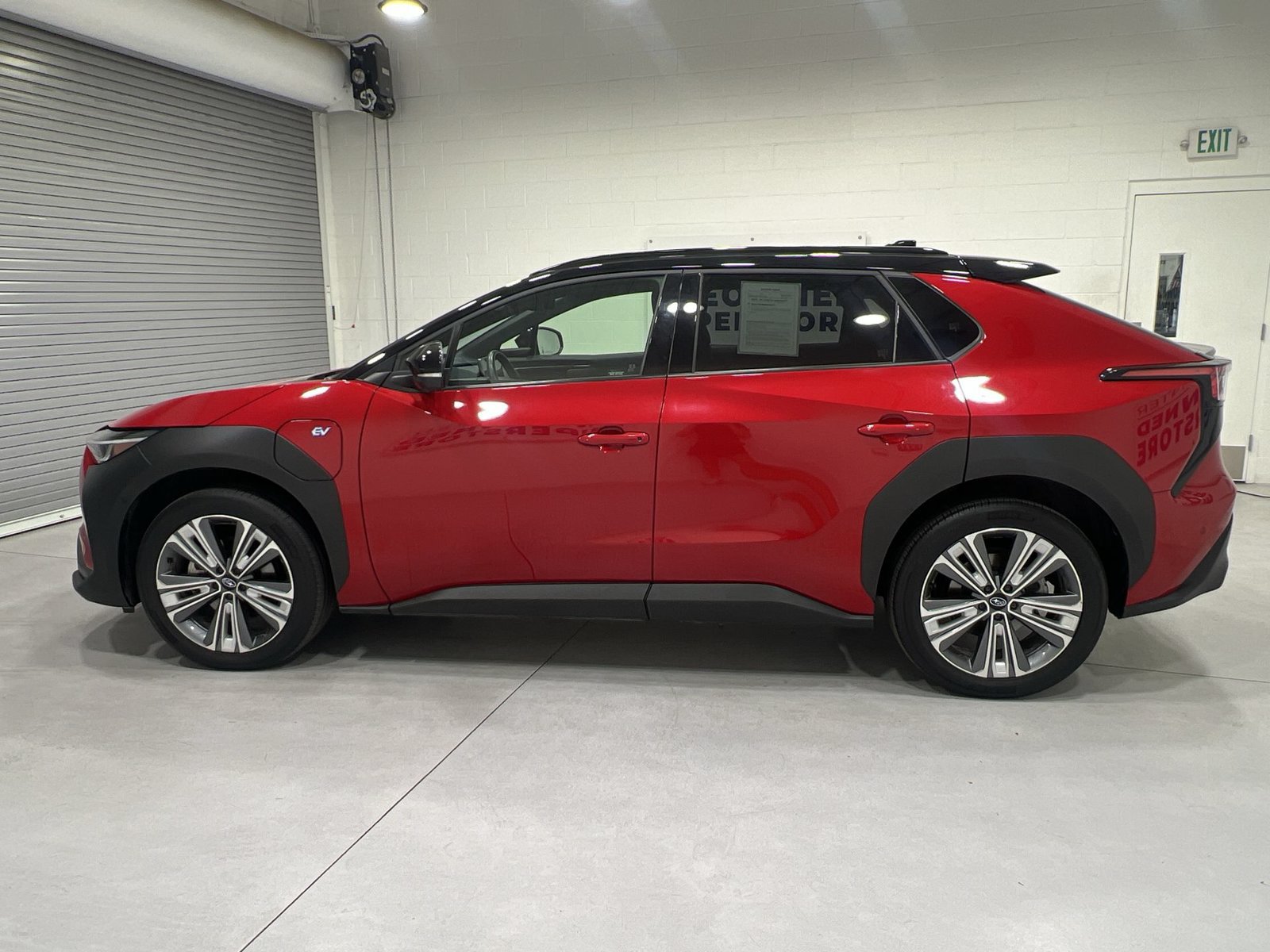 Used 2023 Subaru Solterra AWD image 5