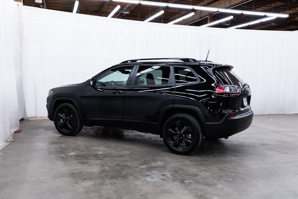Used 2023 Jeep Cherokee Altitude Lux AWD/4WD image 4