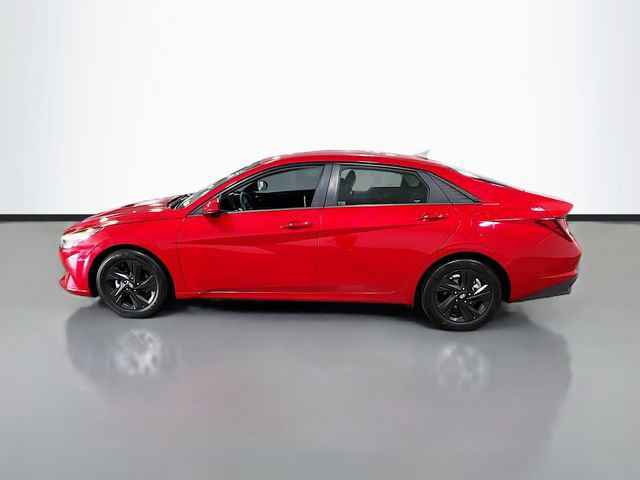 Used 2022 Hyundai Elantra SEL image 4