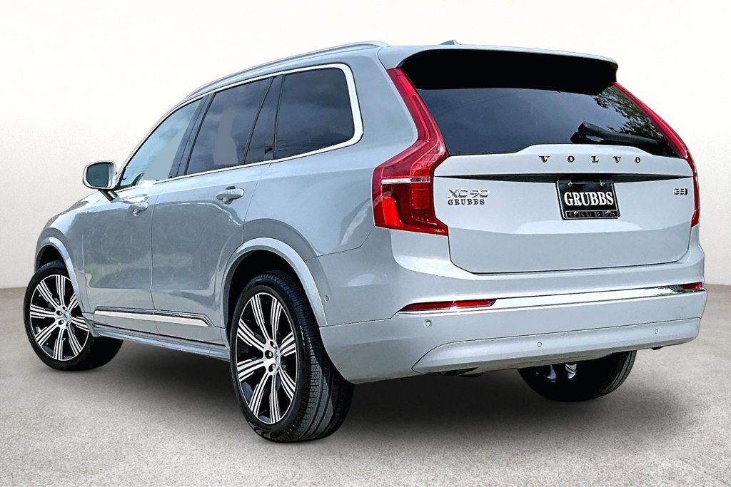 Used 2025 Volvo XC90 B5 Ultra AWD/4WD image 16