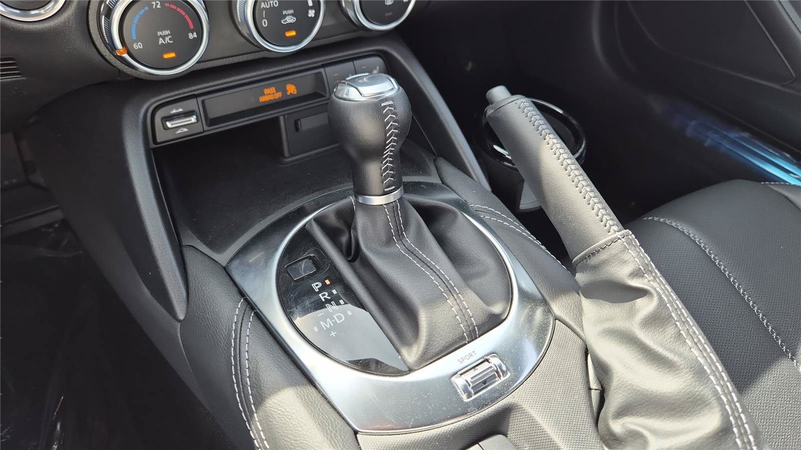 New 2026 MAZDA MX-5 Miata RF Grand Touring RWD image 19