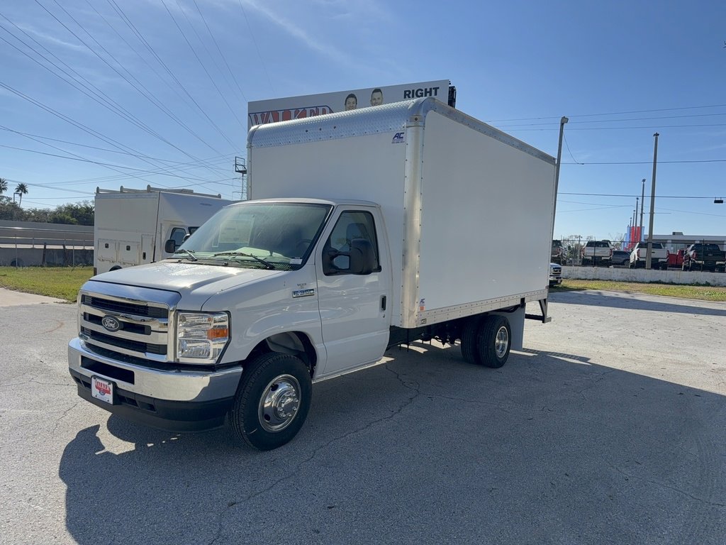 New 2026 Ford E-350 and Econoline 350 Super Duty w/ Power Equipment Group image 2