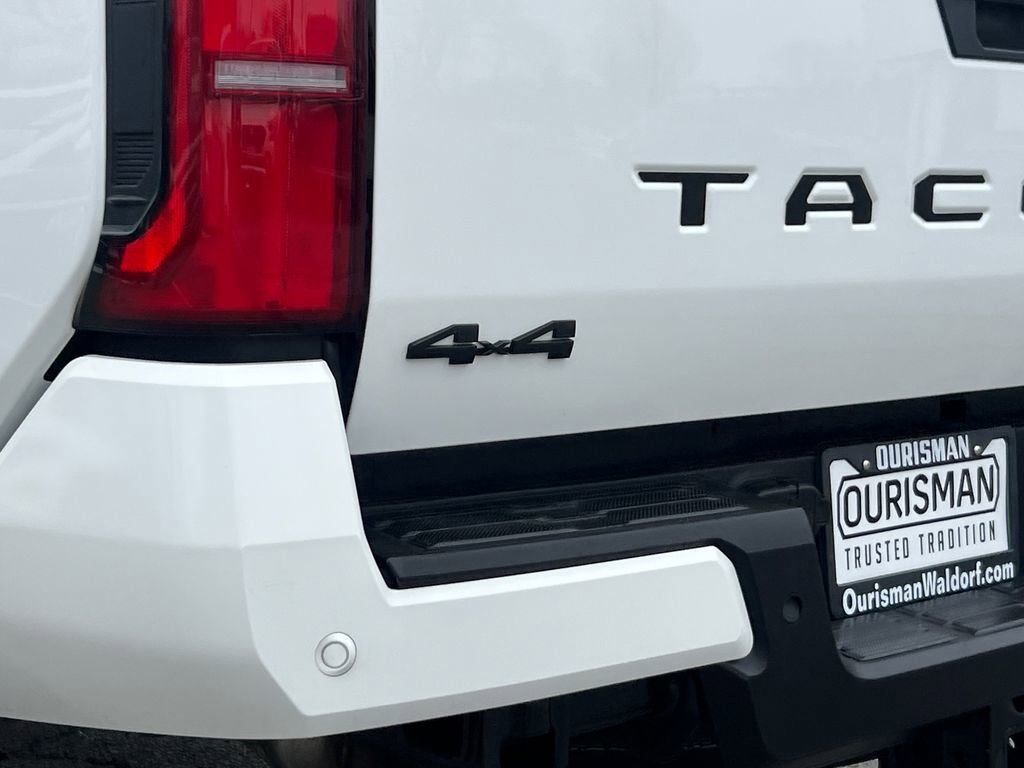 Used 2024 Toyota Tacoma TRD Sport image 7