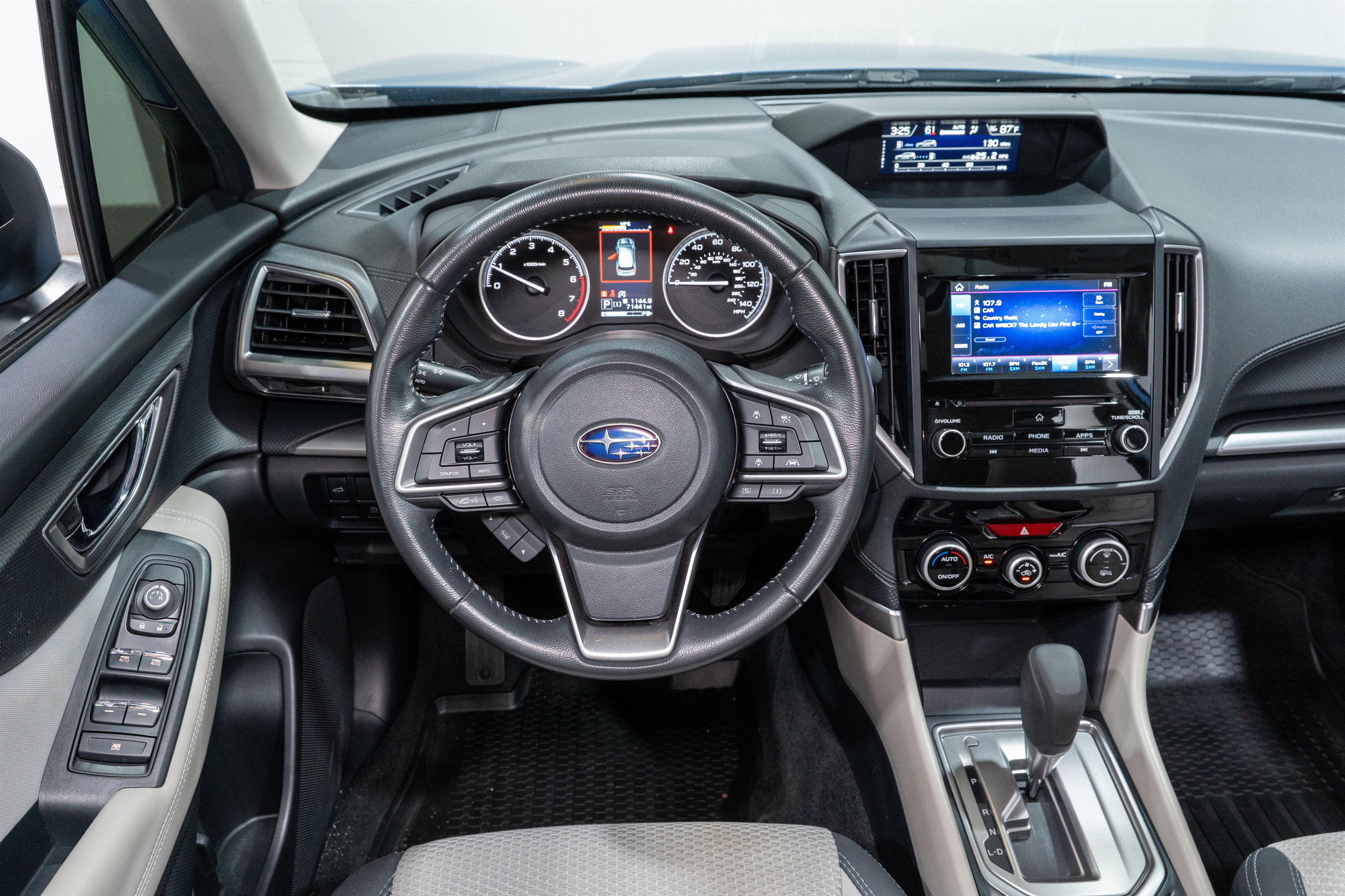 Used 2019 Subaru Forester Premium AWD/4WD image 11